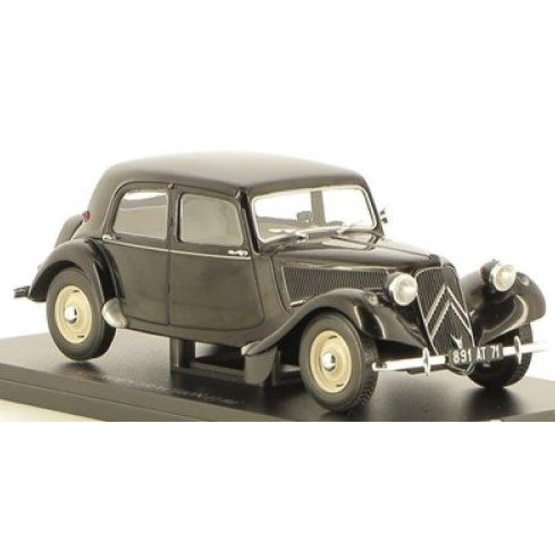 Traction 11 BL Malle Bombée 1:24